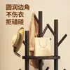 Cabide de roupas giratório, design de chão para uso doméstico, estilo simples, adequado para quartos e salas de estar, com três níveis para pendurar roupas e guardar bolsas