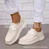 Em estoque durante todo o ano 2023 primavera e outono novos sapatos femininos de camada única para comércio exterior tamanho plus size sapatos casuais planos de camurça com cadarço