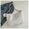 Bolso grande de pana para mujer, primavera 2024, nuevo bolso bandolera de hombro de gran capacidad de estilo coreano, bolso de tela de pana para estudiantes universitarios.
