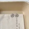Pendientes Trenzados de Plata de Ley S925 para Mujer Nicho de Gama Alta Lujo Accesible Elegantes Versátiles Pendientes de Estilo Simple de Gama Alta Venta al por Mayor