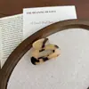 Pinza de Pelo Retro Floral para Media Coleta en la Parte Trasera de la Cabeza, Tamaño Pequeño, Elegante y con Estilo Pinza de Tiburón Accesorio para el Cabello, Pasador, Estilo Ins