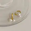 Pendientes de Perla con Baño de Oro Real, Elegantes y Sencillos, Lujo Ligero, Versátiles, de Alta Gama, Diseño Único, Joyería para Orejas para Mujer