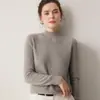 Camiseta básica sin costuras 100% cachemira pura de cuello semi-alto para mujer, top de manga larga ajustado a la moda para otoño e invierno
