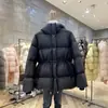 Chaqueta de Algodón Gruesa Cálida de Invierno Estilo Diseñador Ceñida a la Cintura Adelgazante para Mujer 2026 Nueva Moda Simple Versátil Abrigo de Algodón