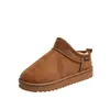 Sapatos de Algodão Quentes com Veludo Plus para o Inverno 2026 Novo Estilo Tamanho Grande Sola Plana Veludo Transfronteiriço Acolchoado Botas de Neve Femininas Atacado em Estoque