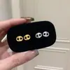 Brincos de Fio Puxado Nariz de Porco Antigos Médios para Mulheres Design de Nicho Retrô Luxo Leve High-end Versátil Brincos Exquisitos para Mulheres