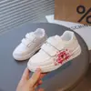 Nuevas Zapatillas Deportivas de Lona de Corte Bajo de Dibujos Animados para Niños Primavera y Otoño Zapatos de Cuero para Niños y Niñas Zapatos Individuales Zapatos Deportivos para Estudiantes