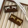 Pendientes Redondos con Lazo de Perlas Dulces y Exquisitos, Diseño de Nicho, Modernos y Versátiles, Lujo Accesible, Pendientes de Gama Alta y Elegantes para Mujer
