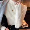 Suéter feminino macio e delicado para outono e inverno 2024, novo tricô de veludo de marta com gola semi-alta, base forrada com fleece e espessada