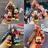 Llavero Creativo de Dibujos Animados Nueva Margarita Mickey Minnie Colgante de Coche Llavero Muñeco Pato Donald Venta al por Mayor