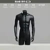 Tienda de ropa accesorios de maniquí ropa de hombre muscular blanco y negro maniquí de escaparate maniquí de medio cuerpo soporte de exhibición