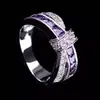 Ding Hao Wish Comercio Electrónico Transfronterizo Nuevo Anillo con Incrustaciones de Diamante de Cristal Púrpura Galvanizado Joyería de Mano Femenina Creativa Popular Europea y Americana