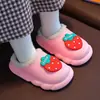 Novas Pantufas de Algodão para Casa para Crianças Desenho de Frutas Inverno com Forro de Lã Quente Roupa Externa Bebê Impermeável Antiderrapante Pantufas de Algodão