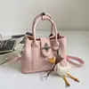 Nuevo bolso de mano de moda transfronterizo con patrón de lichi, elegante bolso versátil de gran capacidad para el hombro y cruzado para mujer