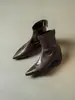Versión de piel 2026 otoño/invierno nuevas botas cortas retro francesas de punta fina con aumento interno de altura, tacón grueso para mujer, piel genuina