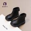Botas Infantis Outono 2026 Novo Estilo Botas Martin Infantil Botas Curtas Pretas Estilosas para Meninas Sapatos de Couro Primavera e Outono