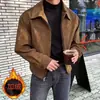 Otoño e Invierno Corea del Sur Hombres Corto Holgado Solapa Forro Polar Cremallera Gamuza Chaqueta Bomber Estilo Hong Kong Abrigo de Moda