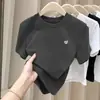 2026 Novo Estilo Camiseta de Algodão Puro Algodão Escovado Ombro Normal Gola Redonda Manga Curta para Mulheres, Camada Base Espessa e Estilosa