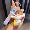 Máquina de muñecas de papelería linda y creativa, exquisita joyería pequeña, llavero de dibujos animados, colgante de coche, adorno colgante para bolso de novia