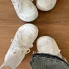 Estilo Universitario Celebridad de Internet Plataforma Suela Gruesa Casual Zapatos de Entrenamiento Alemanes Mujer 2026 Otoño Nuevo Estudiante Versátil Zapatos Blancos Zapatos de Plataforma de Fondo Plano