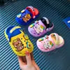 Zuecos de verano para niños, sandalias de dibujos animados antideslizantes para interiores para niñas, aptos para niños mayores y bebés, se pueden usar al aire libre como sandalias de playa