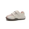 Zapatos infantiles de estilo coreano, zapatos de lunares para niñas, zapatillas de correr para niños de primavera y otoño, zapatos infantiles de moda con suela blanda, zapatillas de moda 2026
