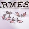 Pendientes de tuerca de circonio con colgante de mariposa rosa con incrustaciones de aceite de gota, aretes de clip para la oreja, pulsera, collar, serie de trajes, exquisita moda, accesorios versátiles para mujer