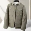 Chaqueta de plumas para hombre 2026 Otoño e Invierno Plumón de pato blanco Cálida Engrosada Joven Lujo Estilo camisa de negocios Chaqueta de plumas Moderna