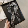 Venda Direta da FábricaLenço de Seda 70cm Lenço Quadrado Estilo Coreano de Alta Qualidade Versátil Profissional Seda Artificial Lenço Pequeno Lenço de Seda Retrô