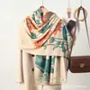 Bufanda jacquard de doble cara estilo japonés y coreano con pequeñas flores, imitación cachemir, versátil para otoño e invierno, chal cálido para mujer