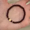 Nova Pulseira Moeda de Granada Natural Estilo Chinês para Mulheres, Estilo Exquisito de Luxo Leve, Pulseira Simples de Cordão Elástico de Nicho de Alta Qualidade