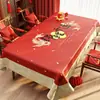 Mantel Rojo, A Prueba de Aceite, Impermeable, No Requiere Lavado, Resistente al Calor, Nuevo Modelo 2026, Ambiente Festivo para Año Nuevo, Mantel para Mesa de Café y Mesa de Comedor