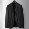 Traje Casual para Hombre 2026 Primavera/Verano Estilo Funcional Chaqueta Cómoda de Botonadura Única para Jóvenes, Protector Solar, Resistente a las Arrugas, Abrigo Ligero