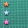10 cores 17x 19mm Acessórios de resina DIY pingente de rosa totalmente gravado estrela de cinco pontas acessórios para joias