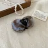 Presilha de Cabelo Fofa com Pom-Pom para Outono e Inverno para Mulheres, Mini Grampo de Cabelo de Alta Qualidade para a Parte de Trás da Cabeça, Presilha de Tubarão para Meio Preso, Presilha Lateral para Cabelo Solto