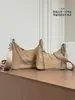 Nuevo bolso de mano de nailon con forma de triángulo invertido de la marca P para mujer, bolso de hombro casual y moderno, bolso versátil de tela Oxford para mujer con cadena