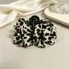 Presilha de cabelo com estampa de leopardo em rede para mulheres, presilha tipo garra de bolha de nuvem de tamanho médio para a parte de trás da cabeça, acessório de cabelo de alta qualidade para penteados semi-presos, presilha tubarão