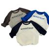 Tong Chenchen mãe outono roupas infantis manga comprida camiseta carta algodão all-match roupas masculinas elegante bonito elegante contraste cor