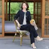 Conjunto de Ropa de Otoño para Mamá, Elegante y Chic Chaqueta de Mezclilla, Nuevo Estilo 2025 para Mujeres de Mediana Edad y Mayores, Top de Moda para Primavera y Otoño