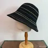 Chapéu de Pescador Colorido Listrado Tecido para Mulheres, Chapéu Respirável com Vazados para Proteção Solar, Versátil para Férias na Praia e Passeios