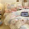 Juego de Cama de Cuatro Piezas de Dibujos Animados de Conejo Rosa con Estrellas y Lunas, Otoño e Invierno, Encaje, Alta Densidad, Terciopelo de Leche, Suave y Agradable para la Piel, Juego de Cama de Tres Piezas para Estudiantes