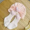 Chapéu de Bebê para Primavera e Outono Doce Amor Fofo Homens e Mulheres Chapéu para Fontanela de Bebê Recém-nascido Chapéu Indiano Meias