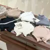 Suéter para Niña Otoño/Invierno 2026 con Volantes, Camiseta Base de Punto de Cuello Semi-Alto, Suéter Versátil y Cálido para Niñas Pequeñas