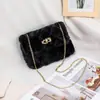 Bolso Bandolera para Mujer 2025 Otoño e Invierno Nuevo de Moda Bolso de Hombro con Cadena Simple con Hebilla de Candado Bolso Cuadrado Pequeño Felpa Moda Callejera