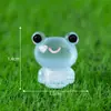 Adorno de Micro Paisaje Artesanía de Resina Musgo Acuario Paisajismo DIY Rana Colorida Fluorescente Luminosa Adorno Pequeño de Escritorio