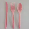 Venta al por mayor del fabricante Cuchillo, Tenedor y Cuchara Desechables de PS con Tres Rayas para Fiesta, Cuchillo, Tenedor y Cuchara para Fiesta de Cumpleaños Transfronterizos en Stock