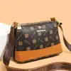 2026 Nuevo Modelo Estético de Gama Alta Lujo Ligero Retro Nicho Bolso Cuadrado Pequeño para Mujer, Popular Bolso de Hombro y Bolso Cruzado de Lujo Ligero
