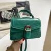 Bolsa Pequena de Mão de Luxo para Mulheres 2026 Nova Tendência Moda Versátil para o Dia a Dia Bolsa de Ombro Luxo Leve Elegante Bolsa Transversal