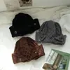 Gorro de punto trenzado holgado estilo coreano para otoño e invierno, suave y mullido, hace que la cara se vea más pequeña, engrosado para abrigar, protección para los oídos, a prueba de viento, sombrero versátil