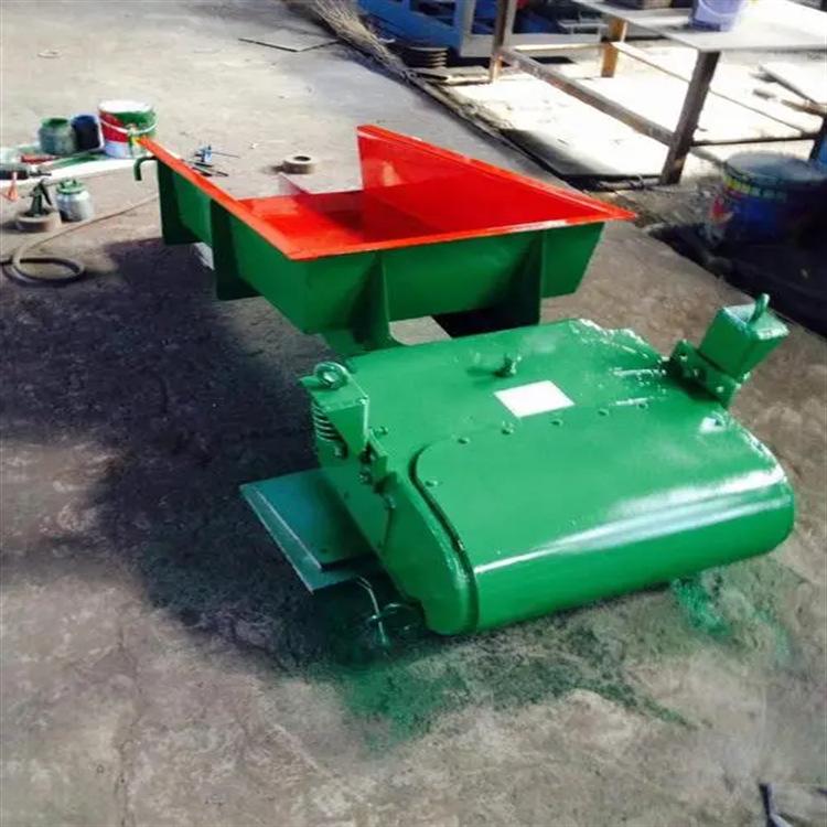 电磁振动给料机 (5)